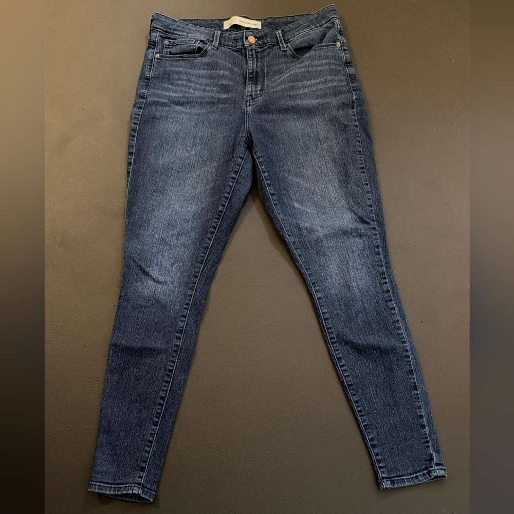 Levi's Dark Blue Women's Skinny Jeans